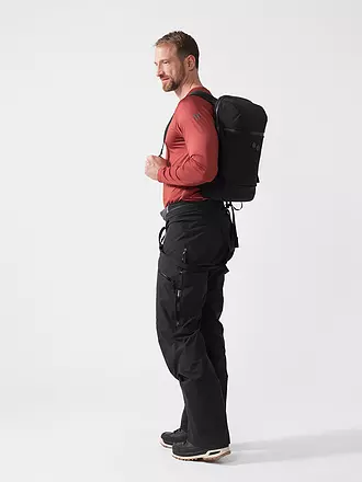 PINQPONQ | Mochila Kontor Solid 16L | schwarz